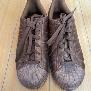 Adidas Bronze Superstar size 7